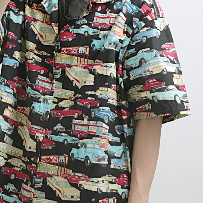 総柄 アロハシャツ 古着 車