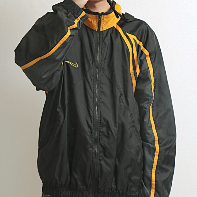 90s ナイキ ナイロン ジャケット 黒 黄