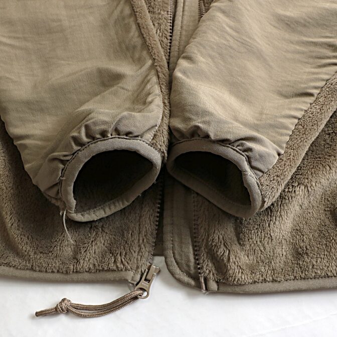 ミリタリー フリース ポーラテック コヨーテ