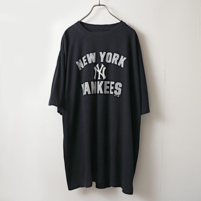 ヤンキース MLB Tシャツ 古着