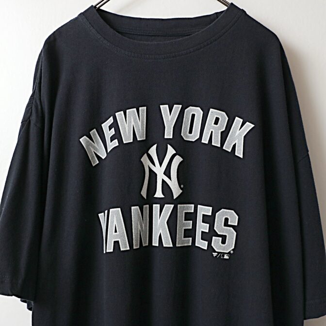 ヤンキース MLB Tシャツ 古着