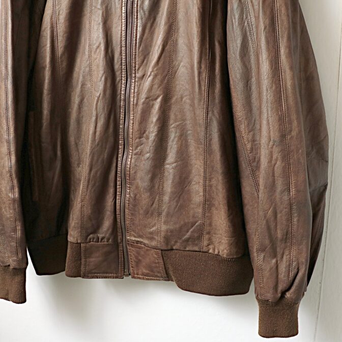 ユーロ レザー ボンバージャケット 古着