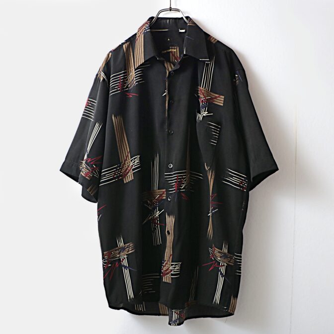 柄 半袖 シャツ デザイン