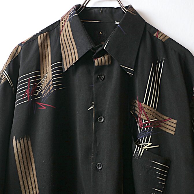 柄 半袖 シャツ デザイン